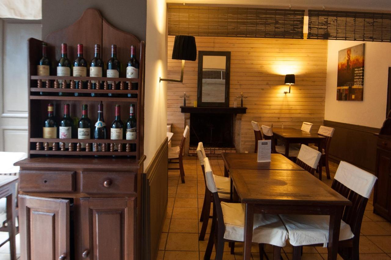 Hôtel Restaurant La Ribaudière Antananarivo Esterno foto